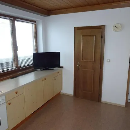 With 1 Bedroom Mittersill