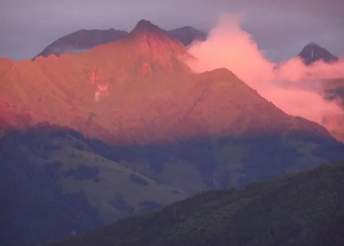 With 1 Bedroom Mittersill